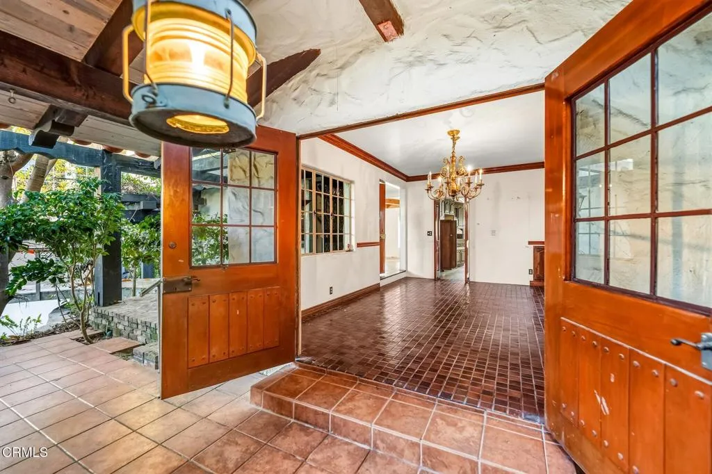 2623 Seahorse Avenue, Ventura, California 93001 home-pic-30