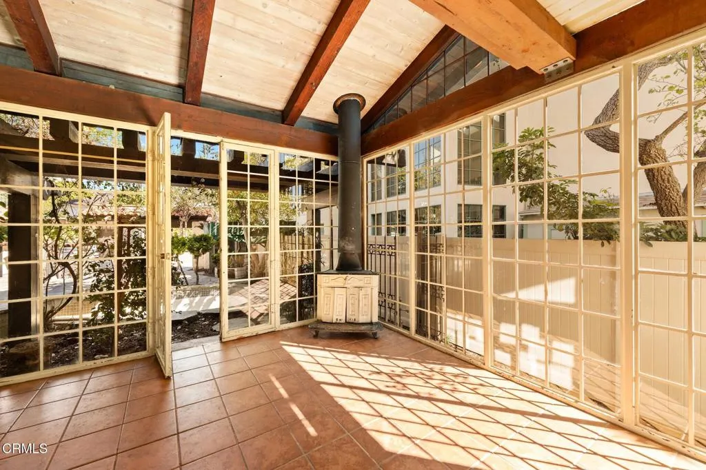 2623 Seahorse Avenue, Ventura, California 93001 home-pic-32