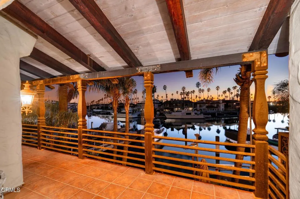 2623 Seahorse Avenue, Ventura, California 93001 home-pic-5