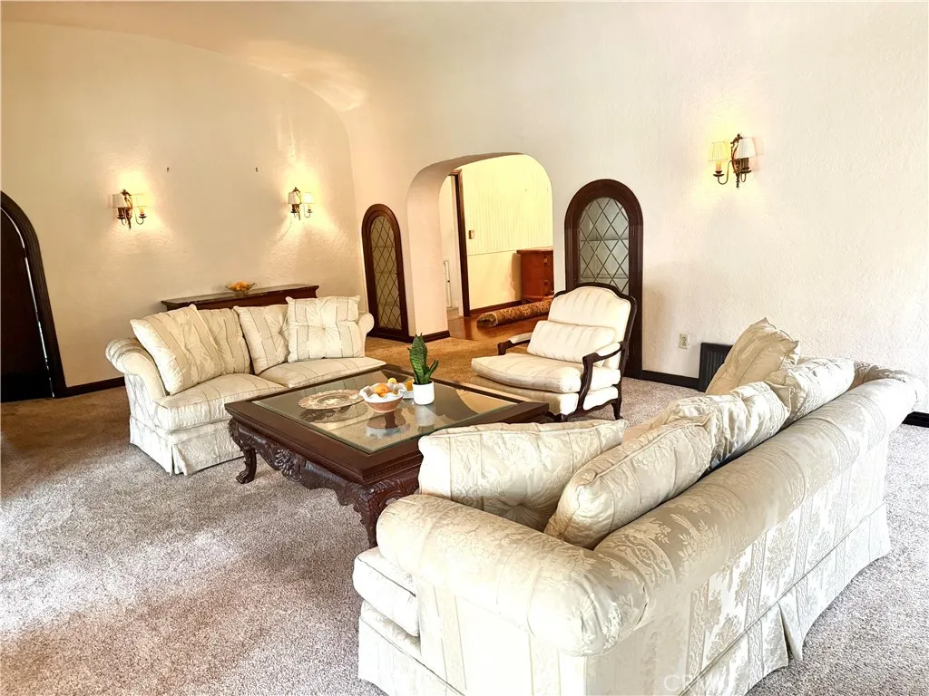 223 Bennett, Long Beach, California 90803 home-pic-13