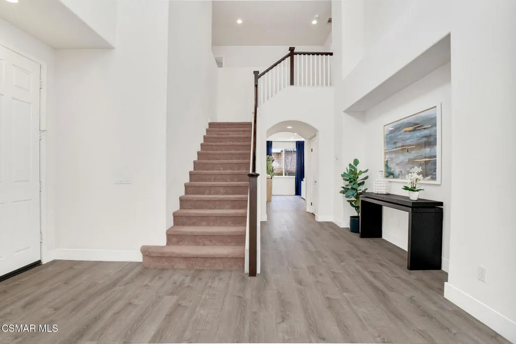 2339 Rudolph Drive, Simi Valley, California 93065 home-pic-20