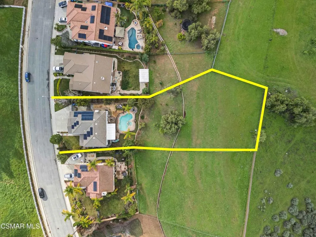 2339 Rudolph Drive, Simi Valley, California 93065 home-pic-3