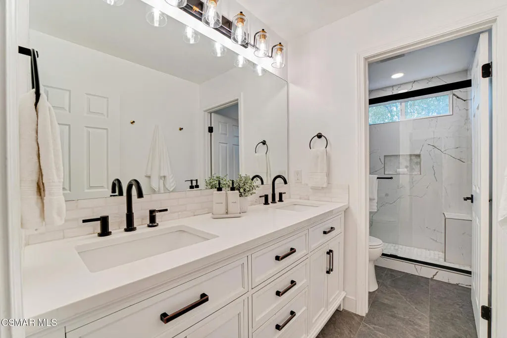2339 Rudolph Drive, Simi Valley, California 93065 home-pic-29