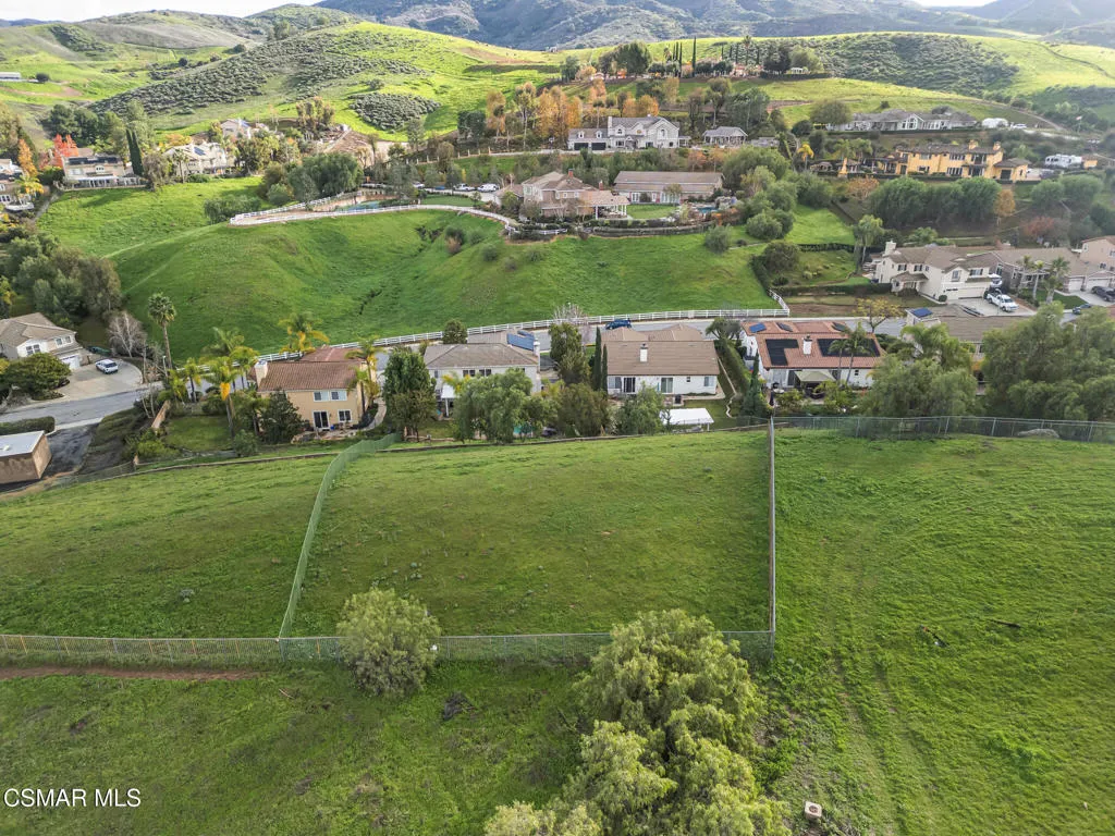 2339 Rudolph Drive, Simi Valley, California 93065 home-pic-49
