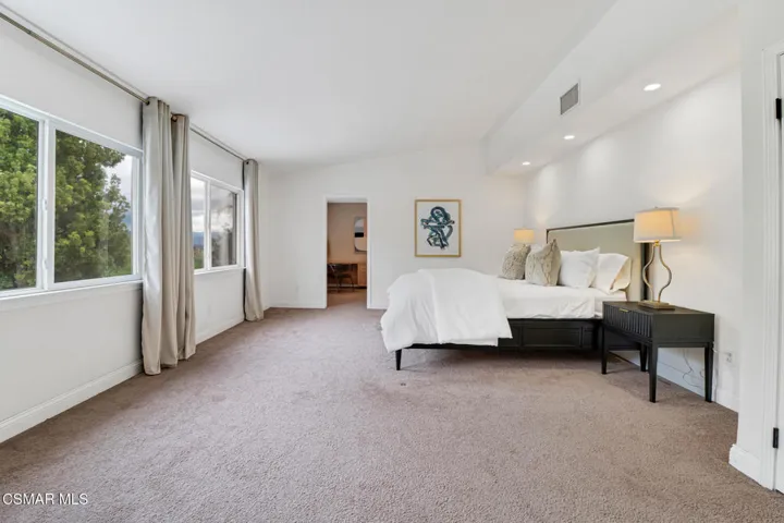 2339 Rudolph Dr  -  HsHProd-37