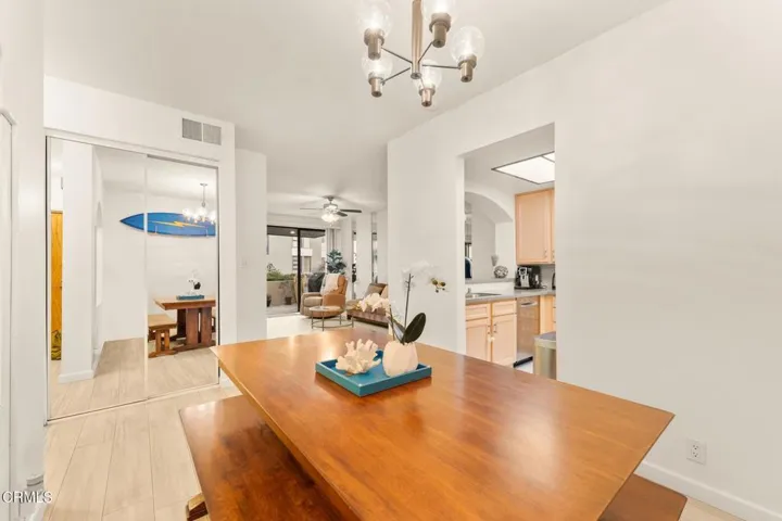 SEAN_INSIDE_POINT-15