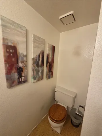 DOWNSTAIRS HALF BATHROOM