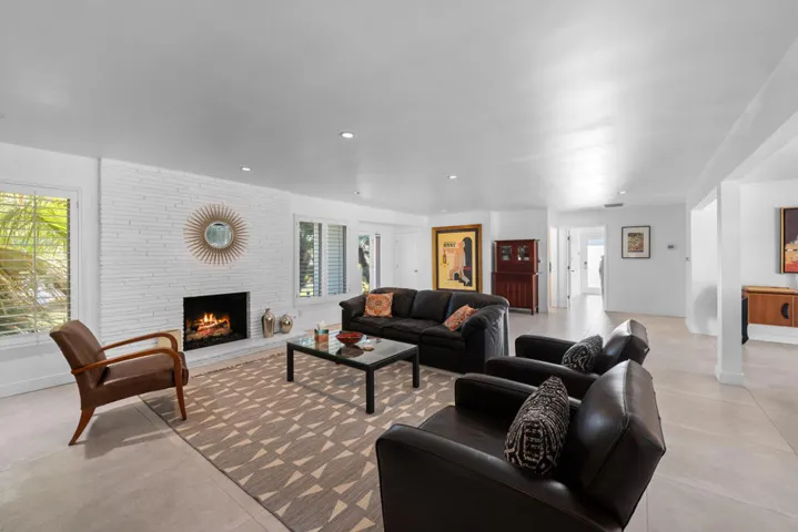 13_1381_S_Calle_Marcus13_mls