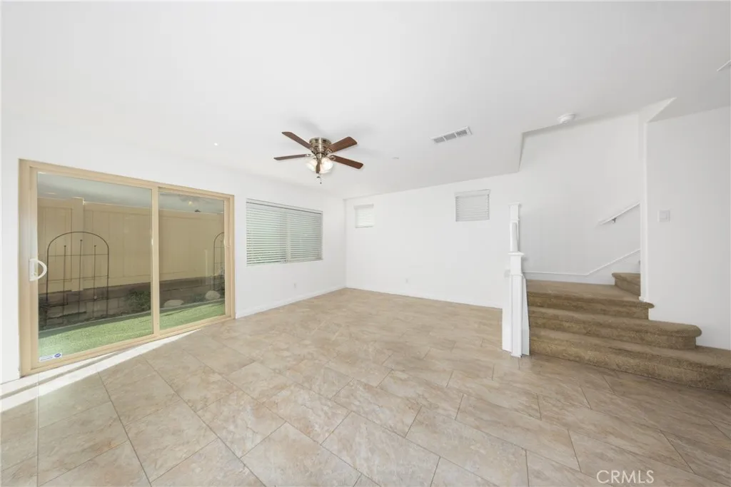 1448 Allium Court E, Beaumont, California 92223 home-pic-9