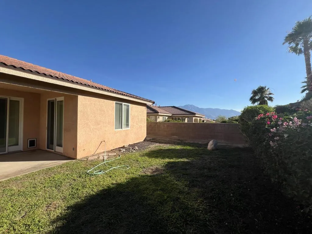 8313 Meadows Way, Desert Hot Springs, California 92240 home-pic-44