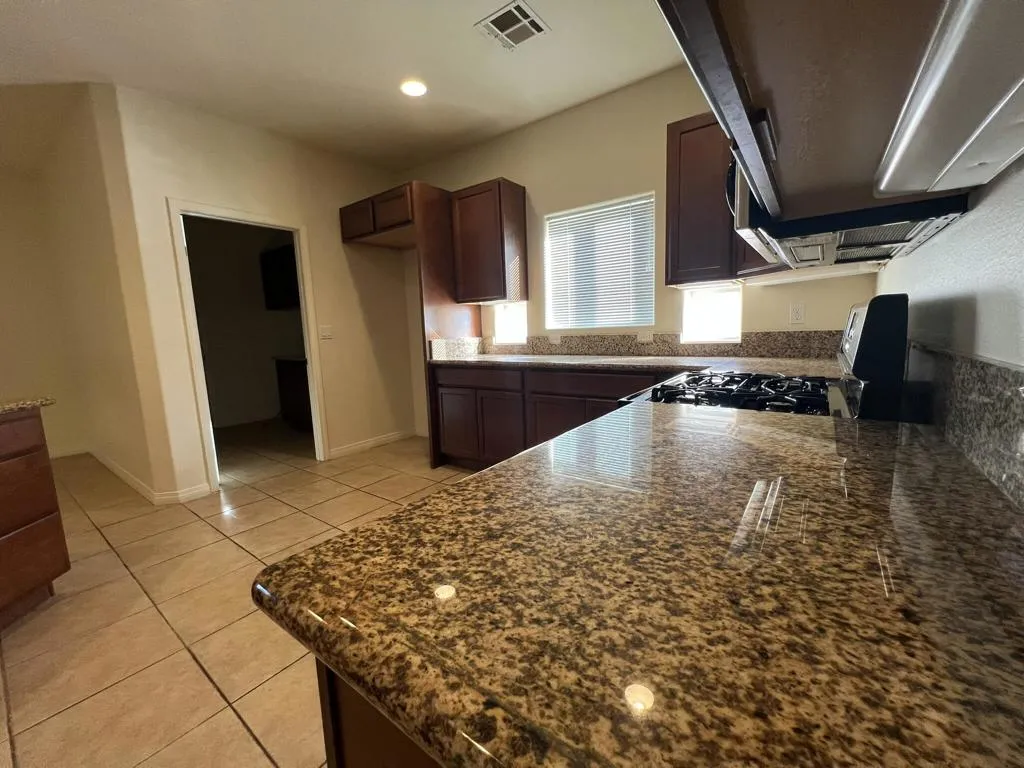 8313 Meadows Way, Desert Hot Springs, California 92240 home-pic-11