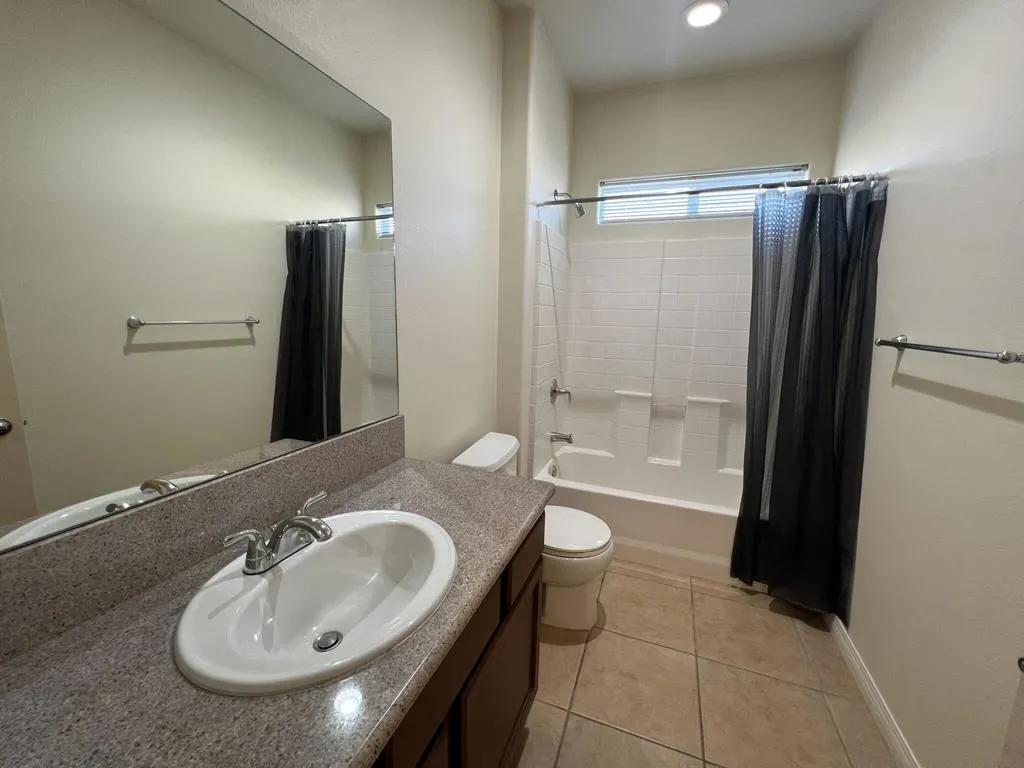 8313 Meadows Way, Desert Hot Springs, California 92240 home-pic-31