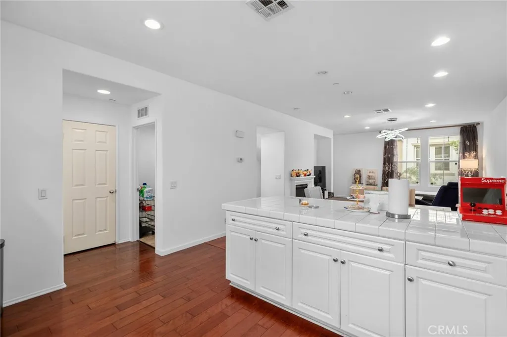 12576 Cipriano, Eastvale, California 91752 home-pic-16
