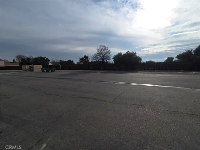 EXTRA PARKING AND GARBAGE AREA