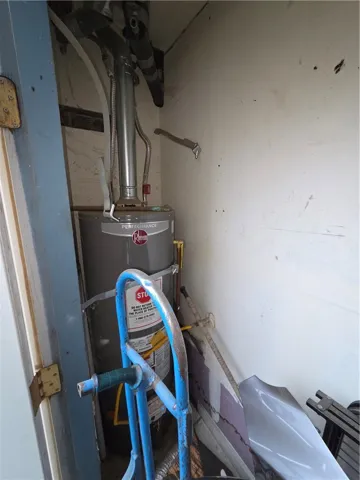 WATER HEATER