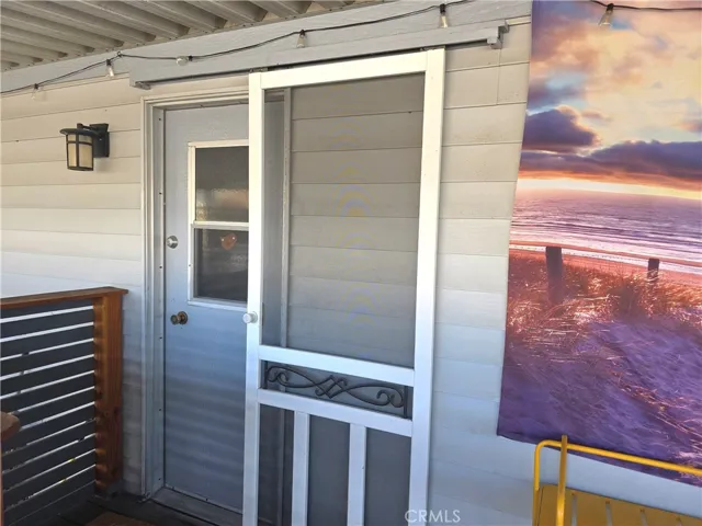 SLIDING SCREEN DOOR FOR PATIO