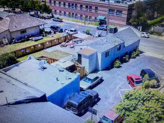 809 W 2nd St, Antioch, California 94509 home-pic-3