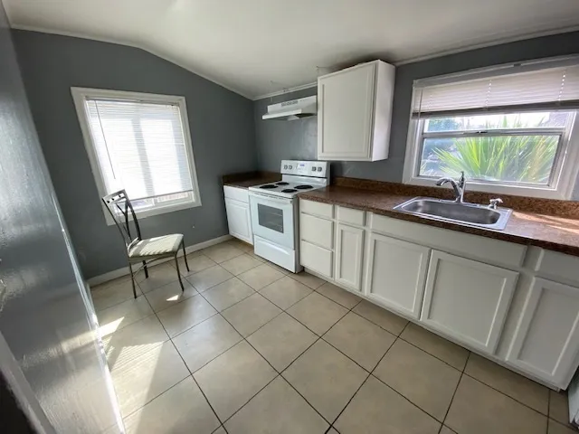 809 W 2nd St, Antioch, California 94509 home-pic-5