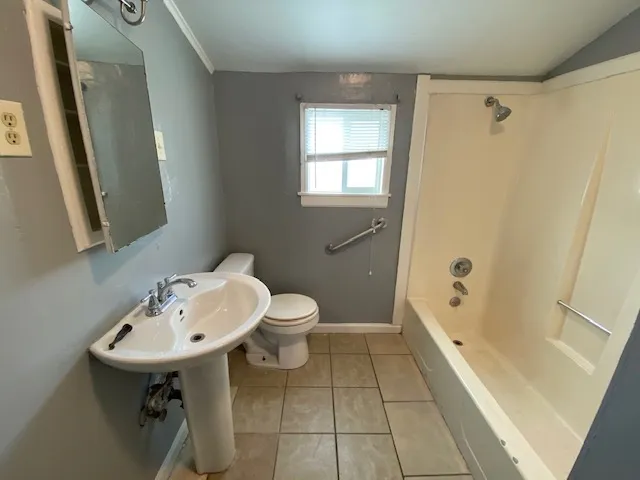 809 W 2nd St, Antioch, California 94509 home-pic-4