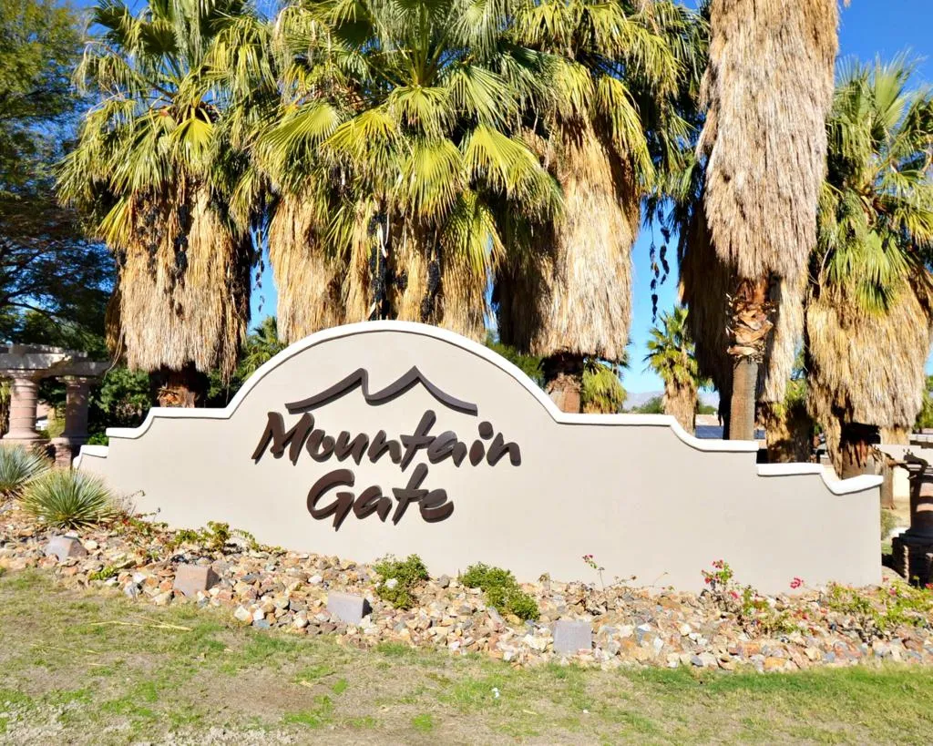 912 Tierra Lane, Palm Springs, California 92262 home-pic-2