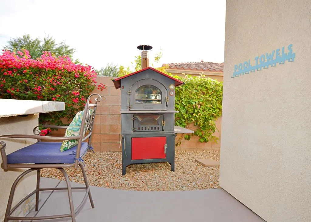 912 Tierra Lane, Palm Springs, California 92262 home-pic-23