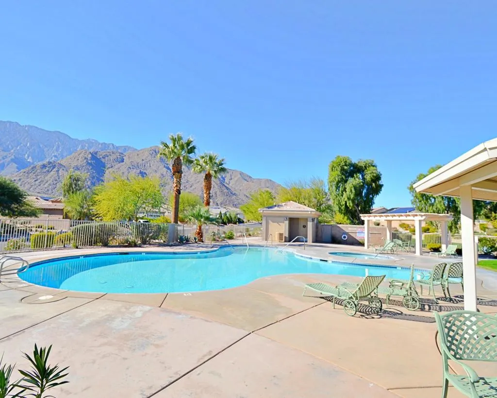 912 Tierra Lane, Palm Springs, California 92262 home-pic-27