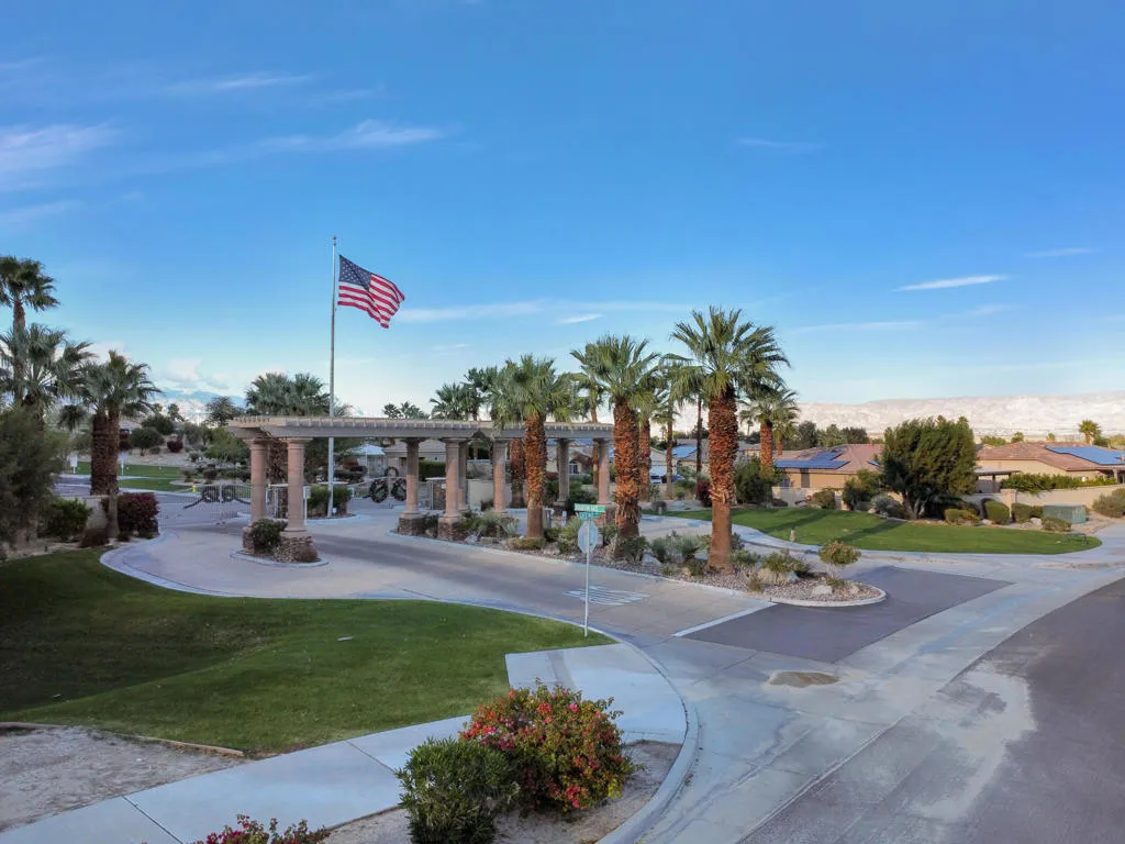 912 Tierra Lane, Palm Springs, California 92262 home-pic-3