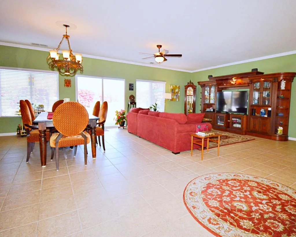 912 Tierra Lane, Palm Springs, California 92262 home-pic-11