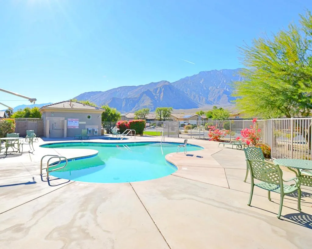 912 Tierra Lane, Palm Springs, California 92262 home-pic-28