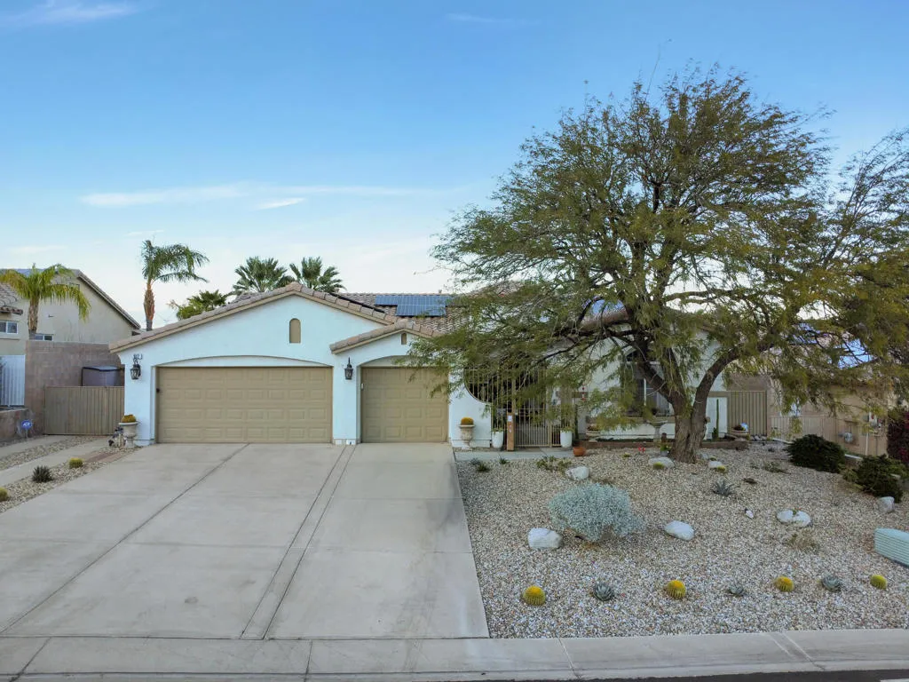 912 Tierra Lane, Palm Springs, California 92262 home-pic-1