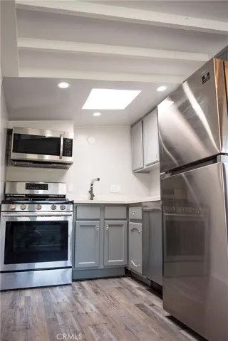 533 Sturtevant Unit B B, Sierra Madre, California 91024