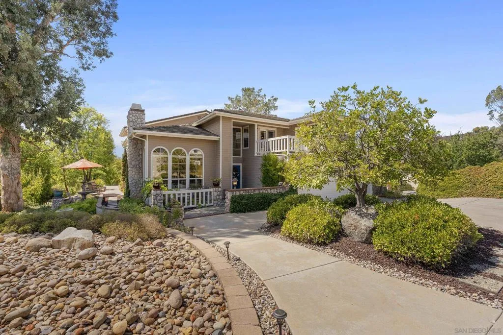 23731 Gymkhana Road, Ramona, California 92065 home-pic-3