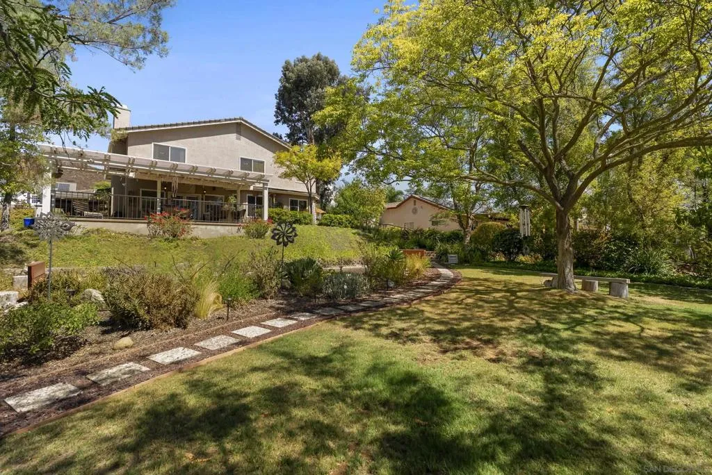 23731 Gymkhana Road, Ramona, California 92065 home-pic-48