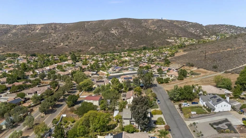 23731 Gymkhana Road, Ramona, California 92065 home-pic-53