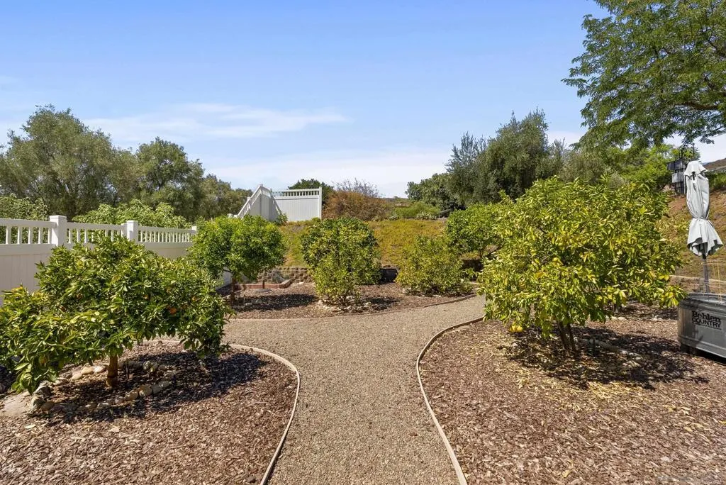 23731 Gymkhana Road, Ramona, California 92065 home-pic-45
