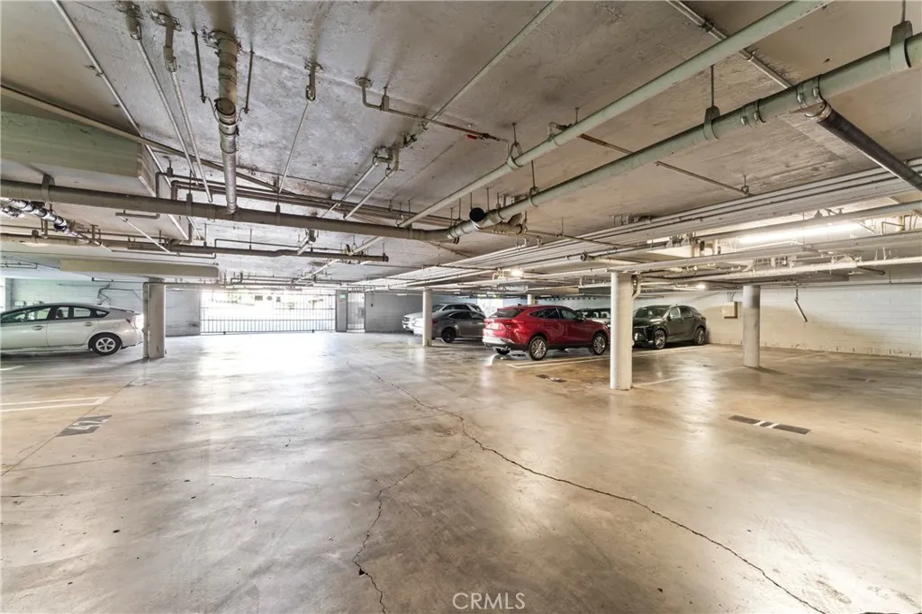 15231 Magnolia 221, Sherman Oaks, California 91403 home-pic-21