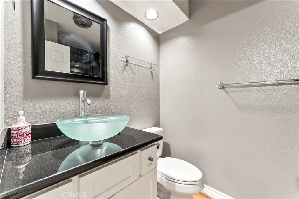 15231 Magnolia 221, Sherman Oaks, California 91403 home-pic-7