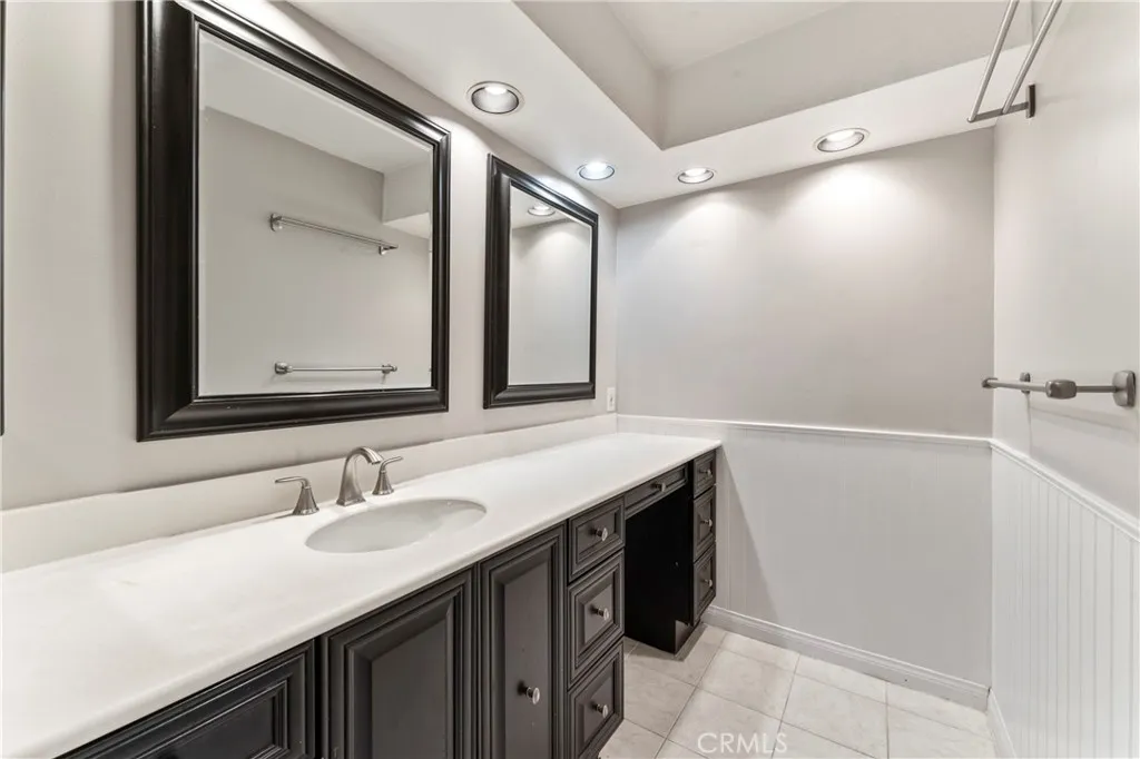 15231 Magnolia 221, Sherman Oaks, California 91403 home-pic-12