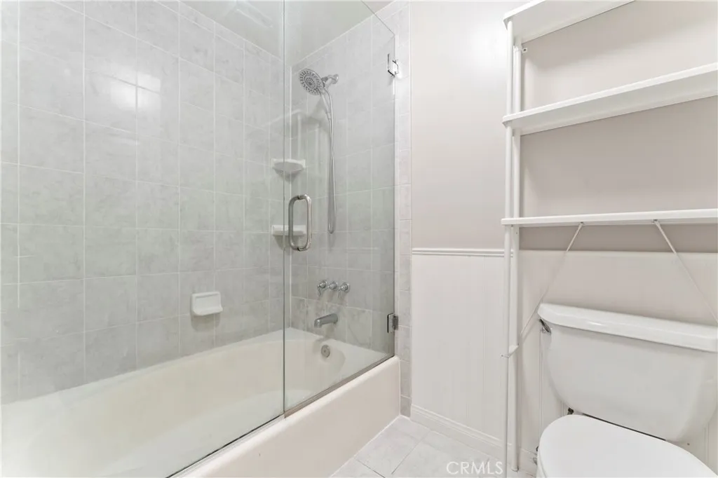 15231 Magnolia 221, Sherman Oaks, California 91403 home-pic-13