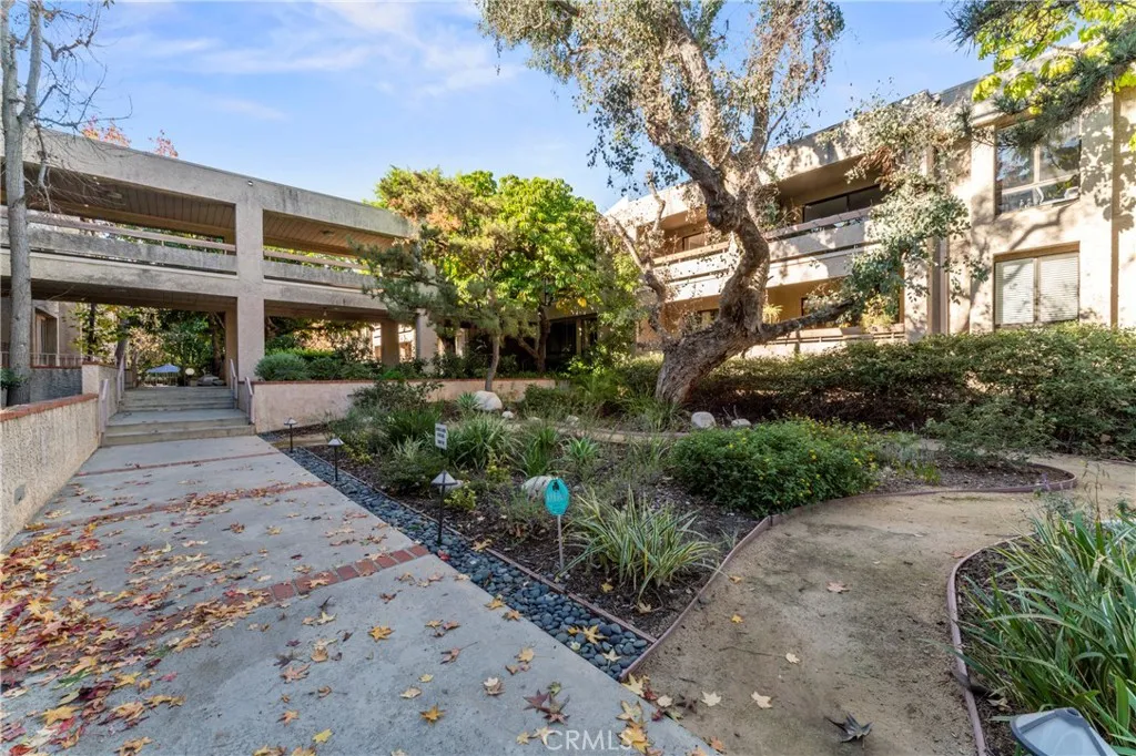 15231 Magnolia 221, Sherman Oaks, California 91403 home-pic-18