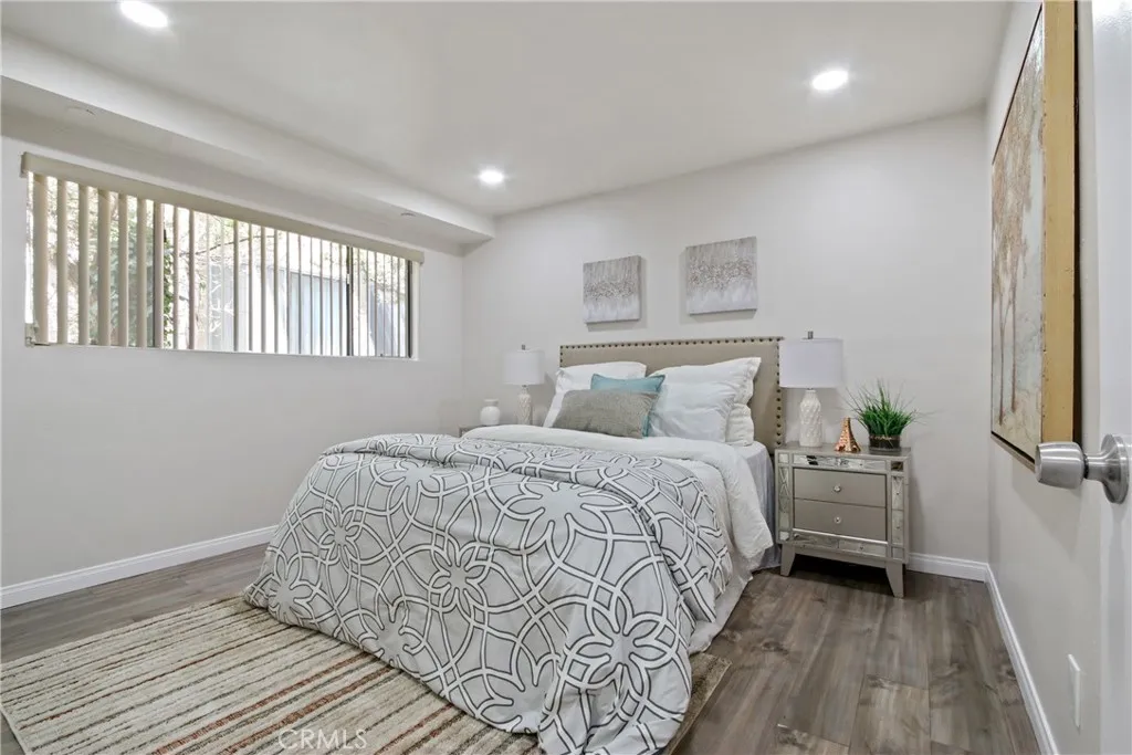 10687 Wilkins Avenue 1, Los Angeles, California 90024 home-pic-15