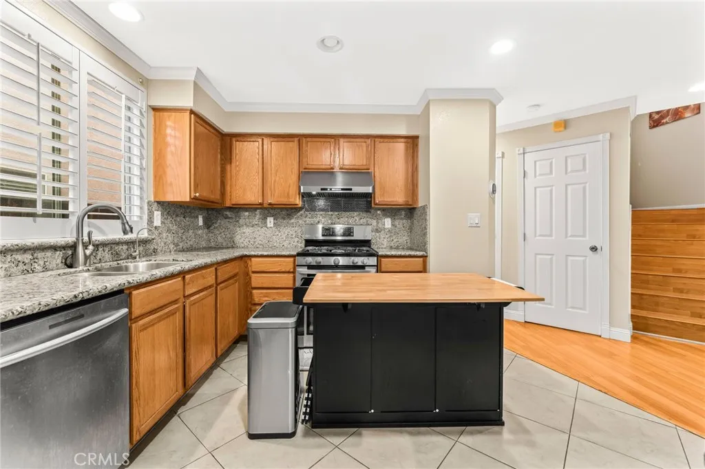 1560 Firestone, San Jose, California 95116 home-pic-8