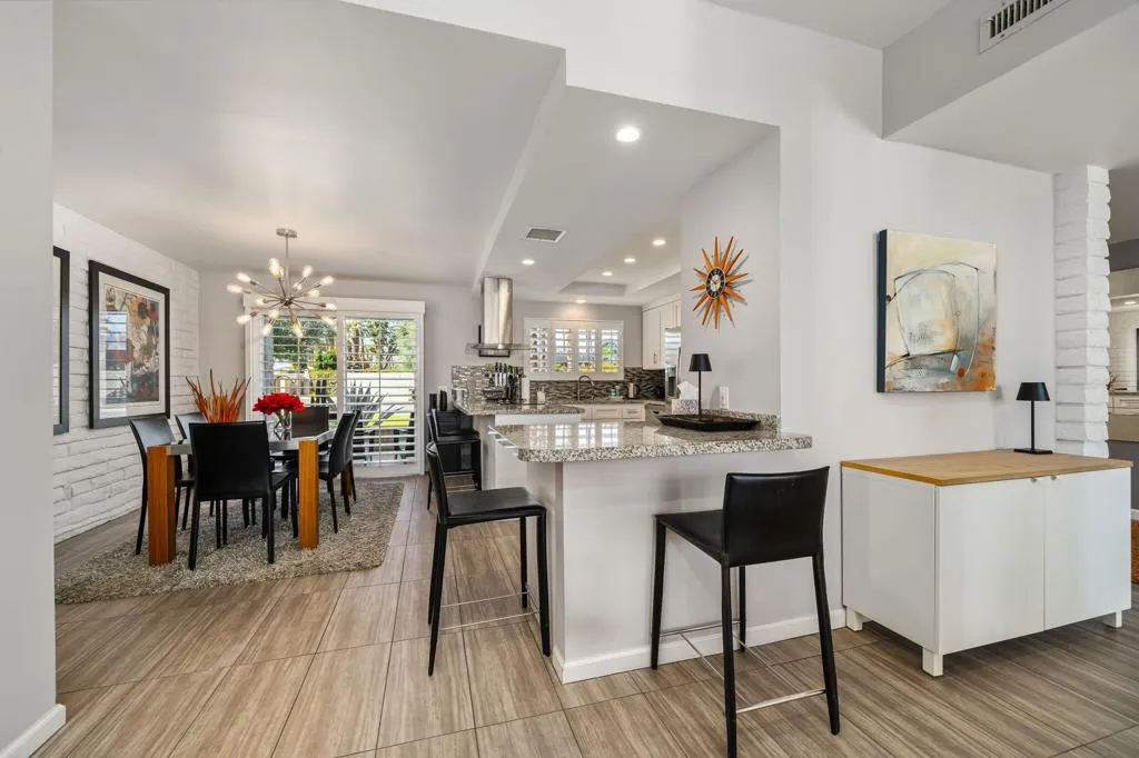45164 Avenue Codorniz, Indian Wells, California 92210 home-pic-12