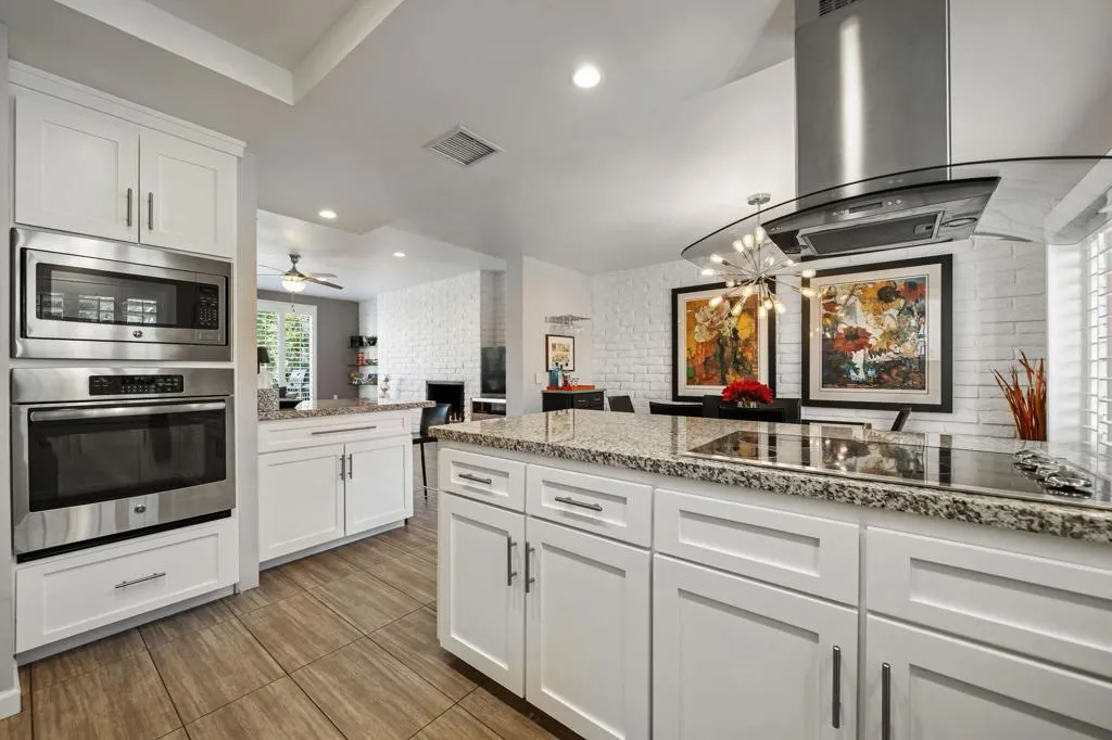 45164 Avenue Codorniz, Indian Wells, California 92210 home-pic-15