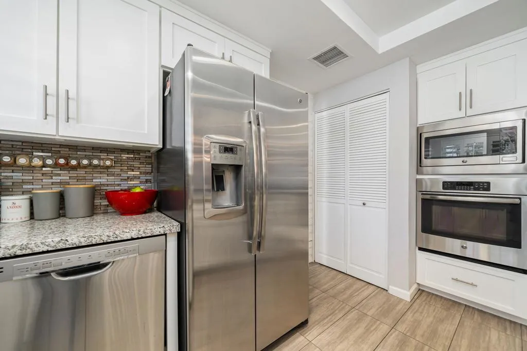 45164 Avenue Codorniz, Indian Wells, California 92210 home-pic-16