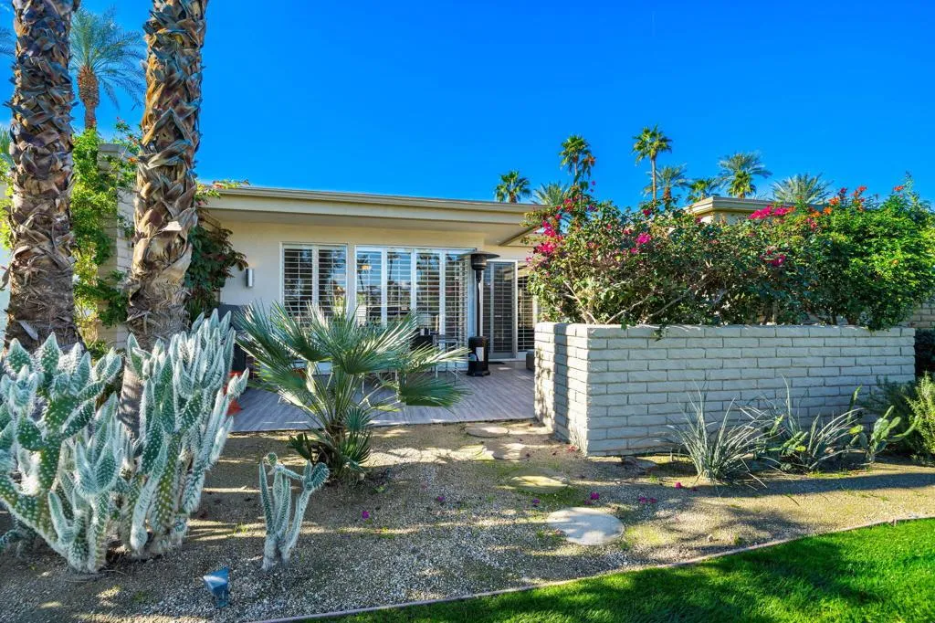 45164 Avenue Codorniz, Indian Wells, California 92210 home-pic-18