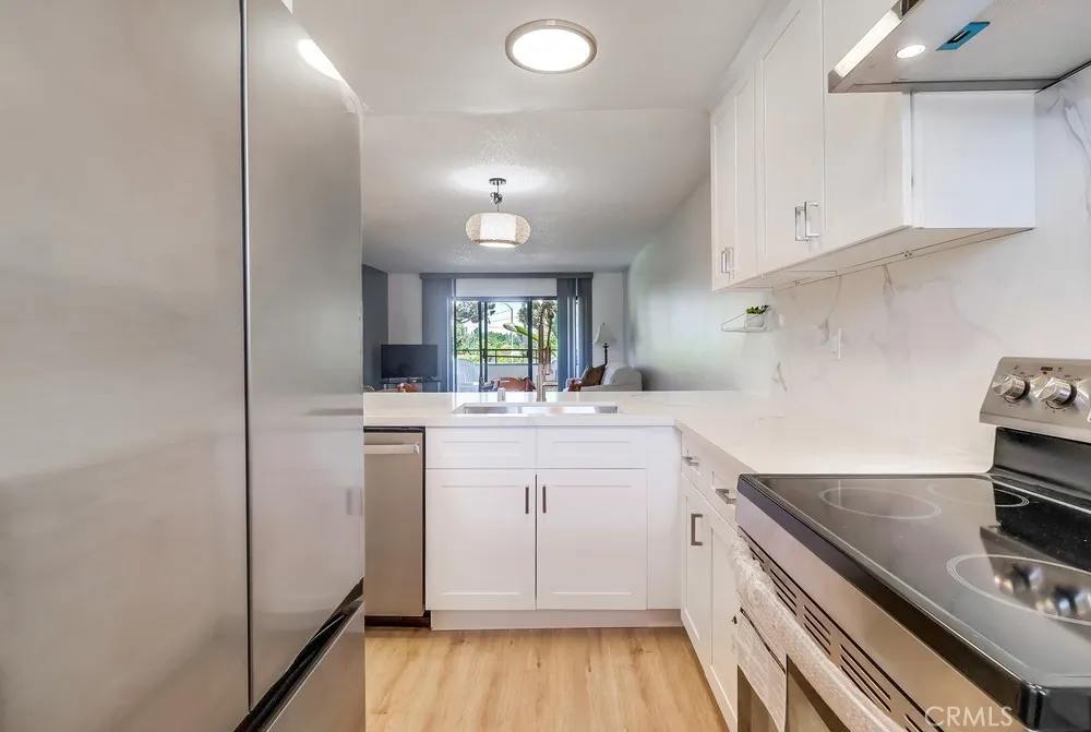 26051 Vermont Avenue 103c, Harbor City, California 90710 home-pic-1