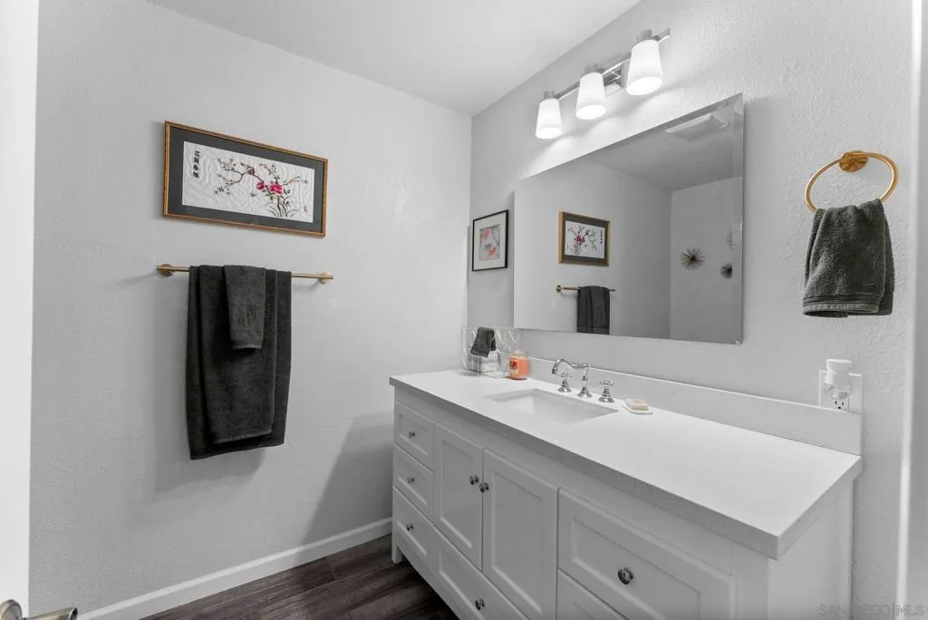 3045 Mary Ln, Escondido, California 92025 home-pic-44