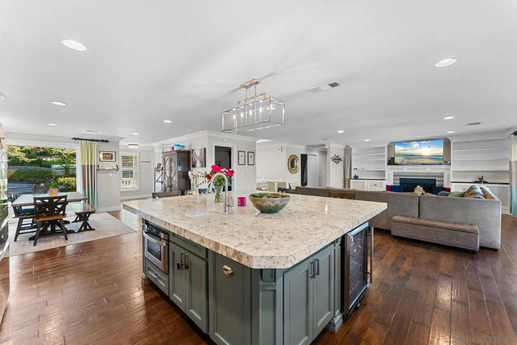 3045 Mary Ln, Escondido, California 92025 home-pic-15