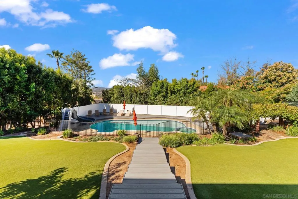 3045 Mary Ln, Escondido, California 92025 home-pic-60